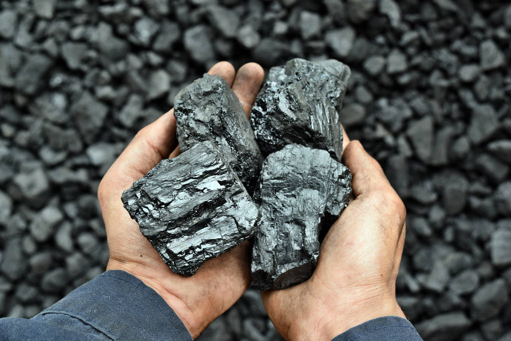 进口煤价倒挂严重 进口煤采购商暂缓采购