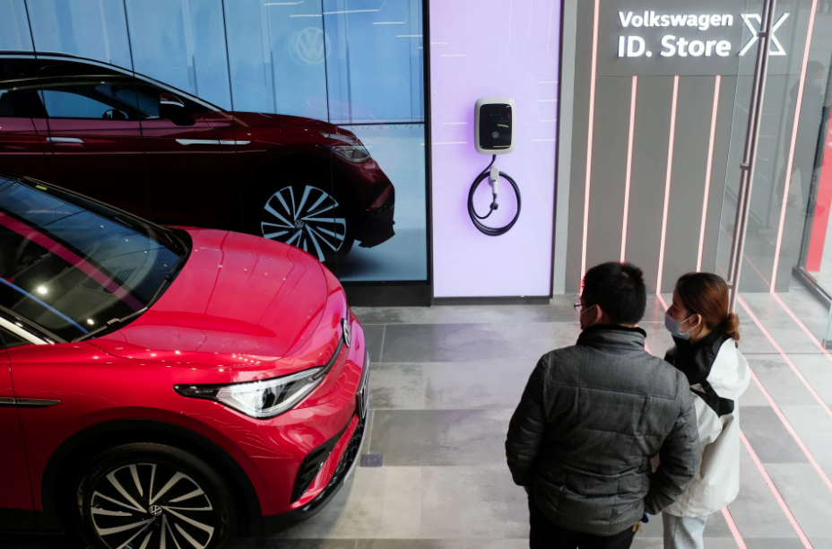 大众通用也被挤出局!“除了特斯拉,外国电动汽车都没有竞争力”