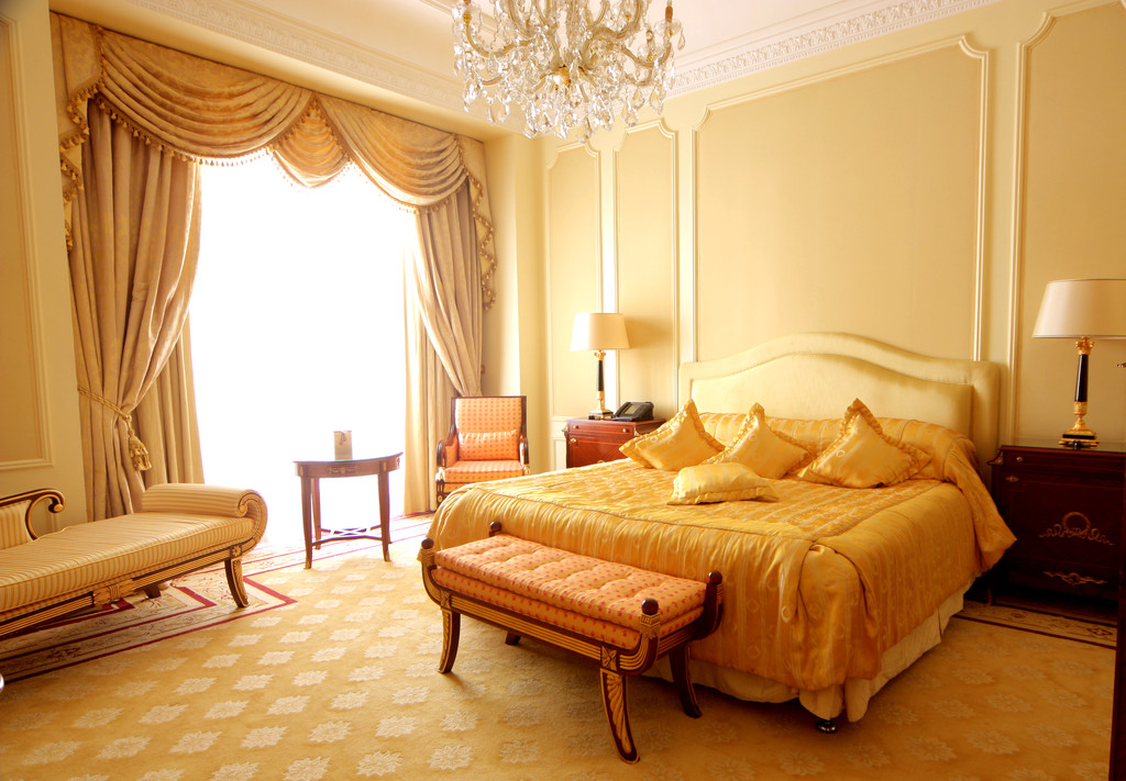 上海前滩香格里拉大酒店推出1799豪华江景大床房1间夜套餐