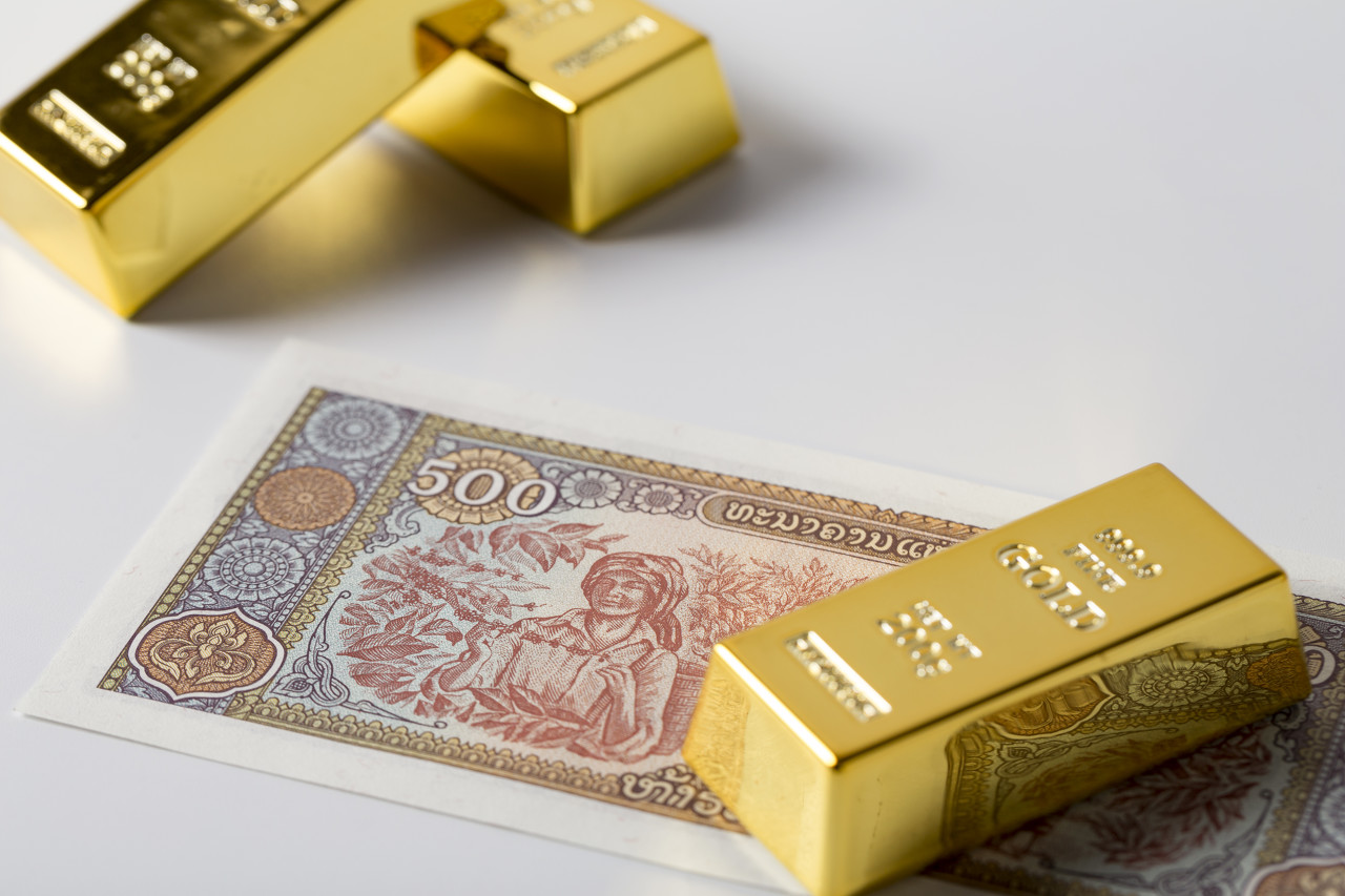 欧洲央行公布最新利率决议 现货黄金弱势震荡
