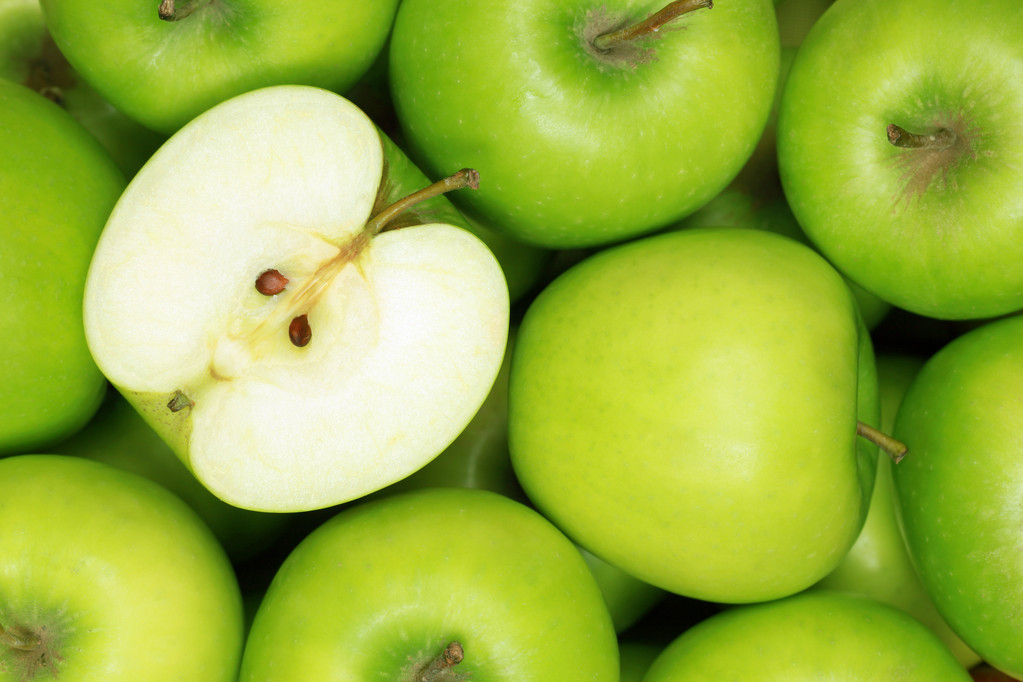 高温难耐产地红果难寻 新季苹果上色成问题