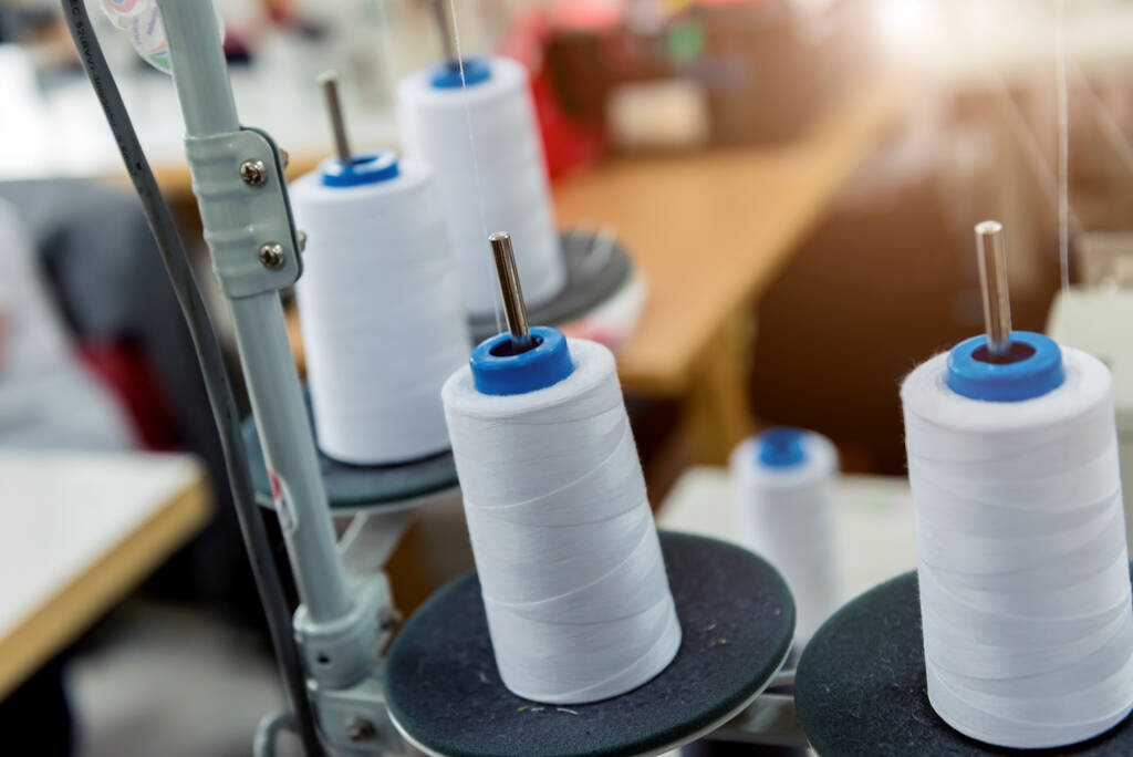 纺织需求逐步走出淡季 短纤或仍有反弹空间
