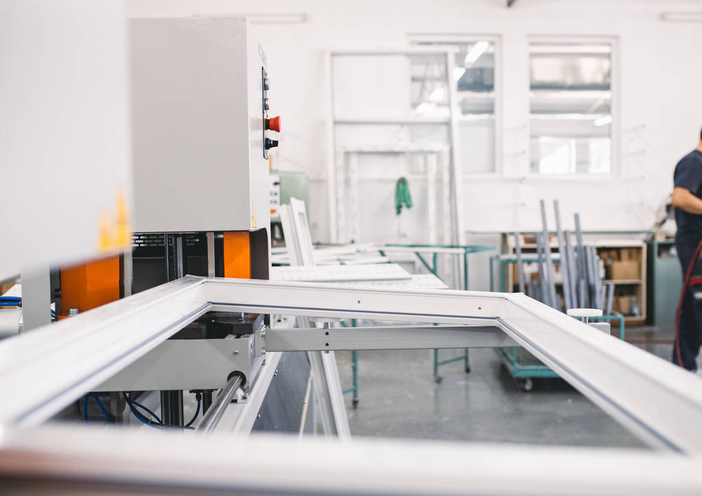 PVC供需较差 中长期维持逢高空