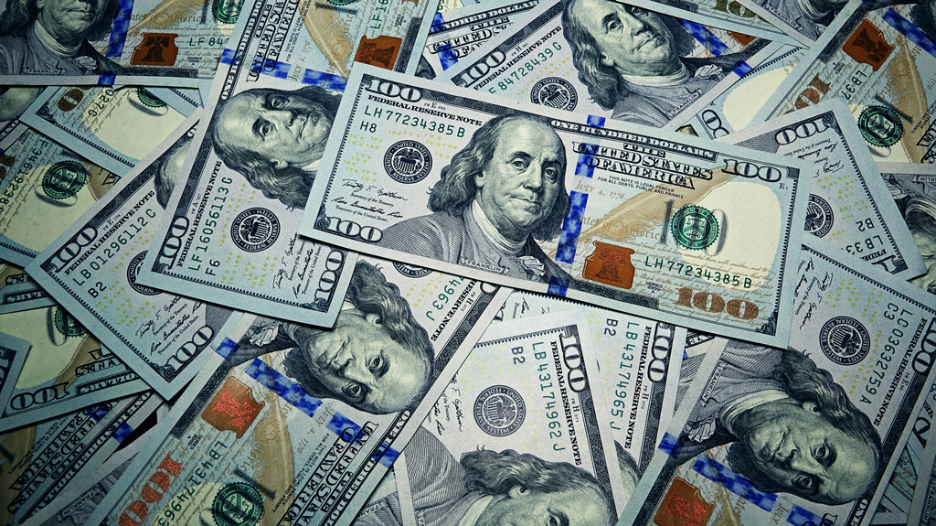 美元是全球最受欢迎的储备货币 有上涨的空间