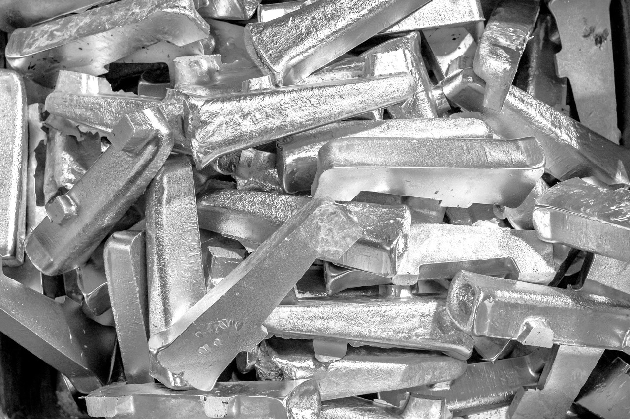 贵金属长期上涨趋势逐渐明朗 银价继续上涨