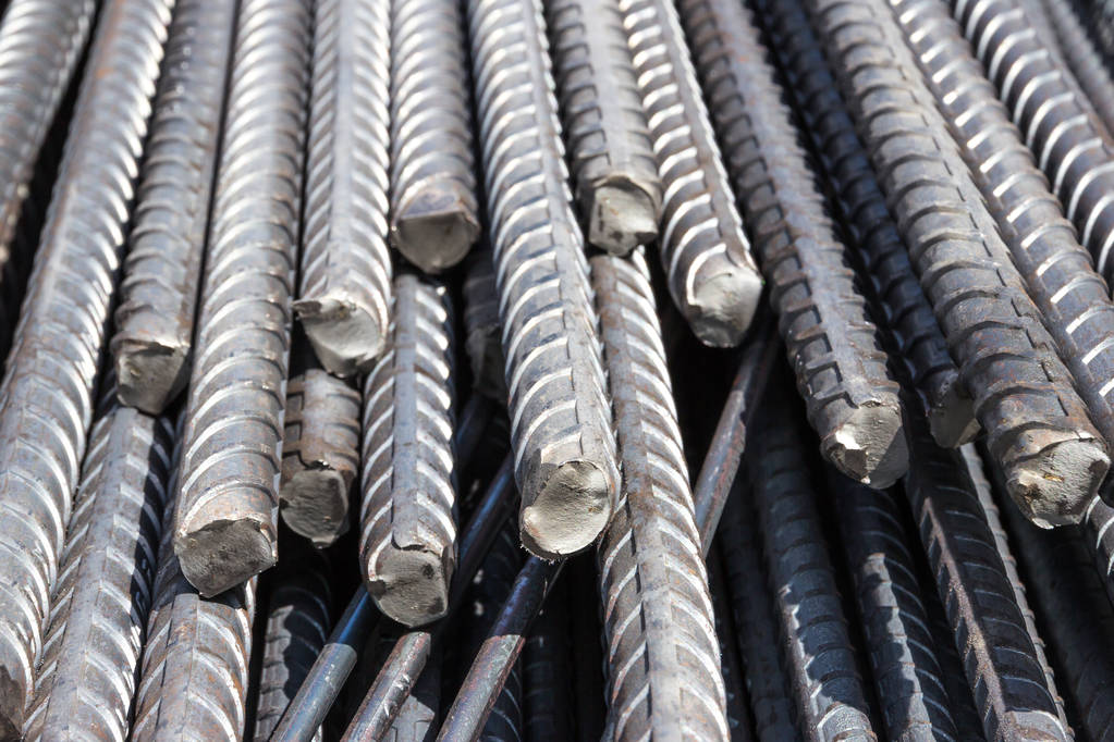 市场向供需双增过渡 螺纹钢价格维持偏强运行