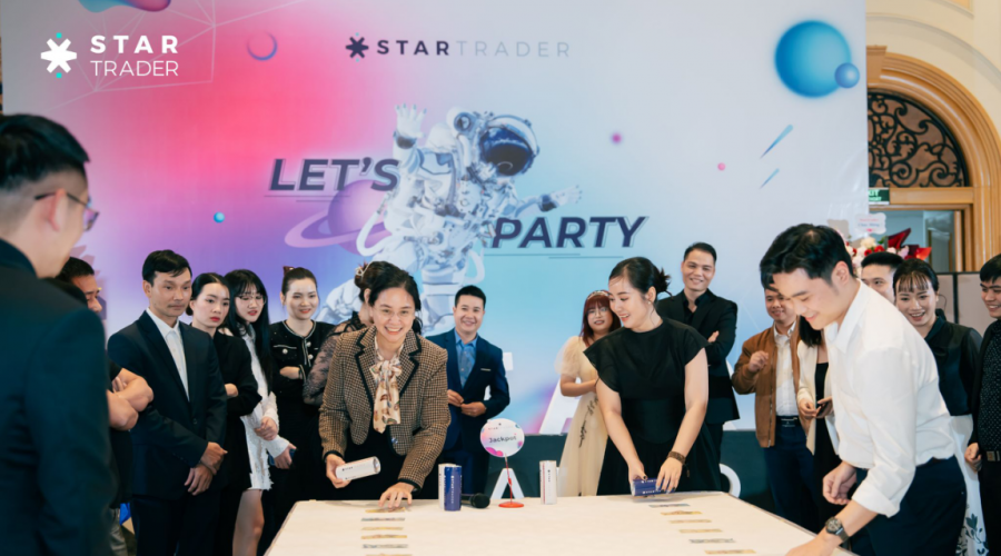 STARTRADER尊享派对于河内绽放,与尊客共享美好时光!