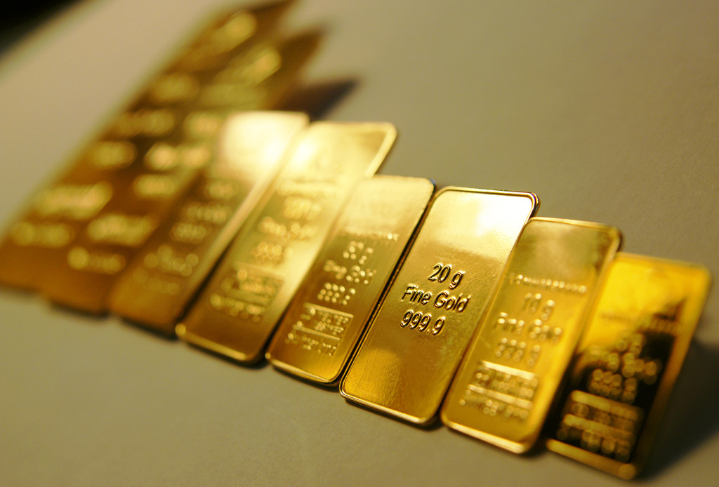 经济衰退概率增加 黄金价格或震荡上行