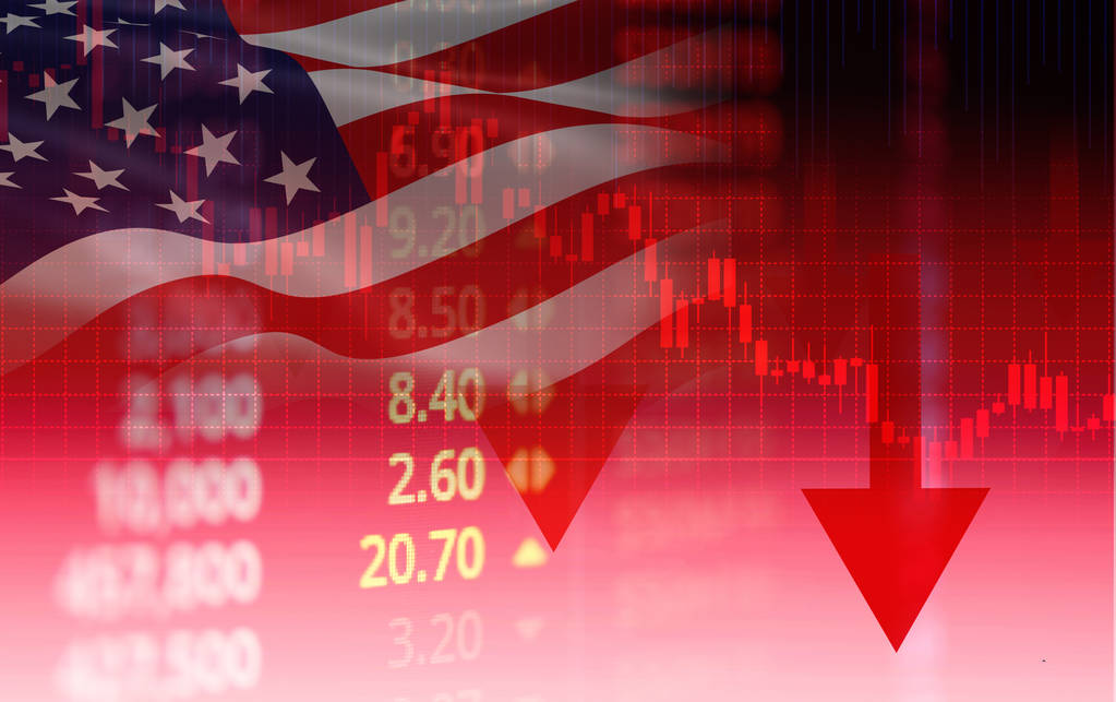 美国经济数据超预期下行 美股三大指数低开