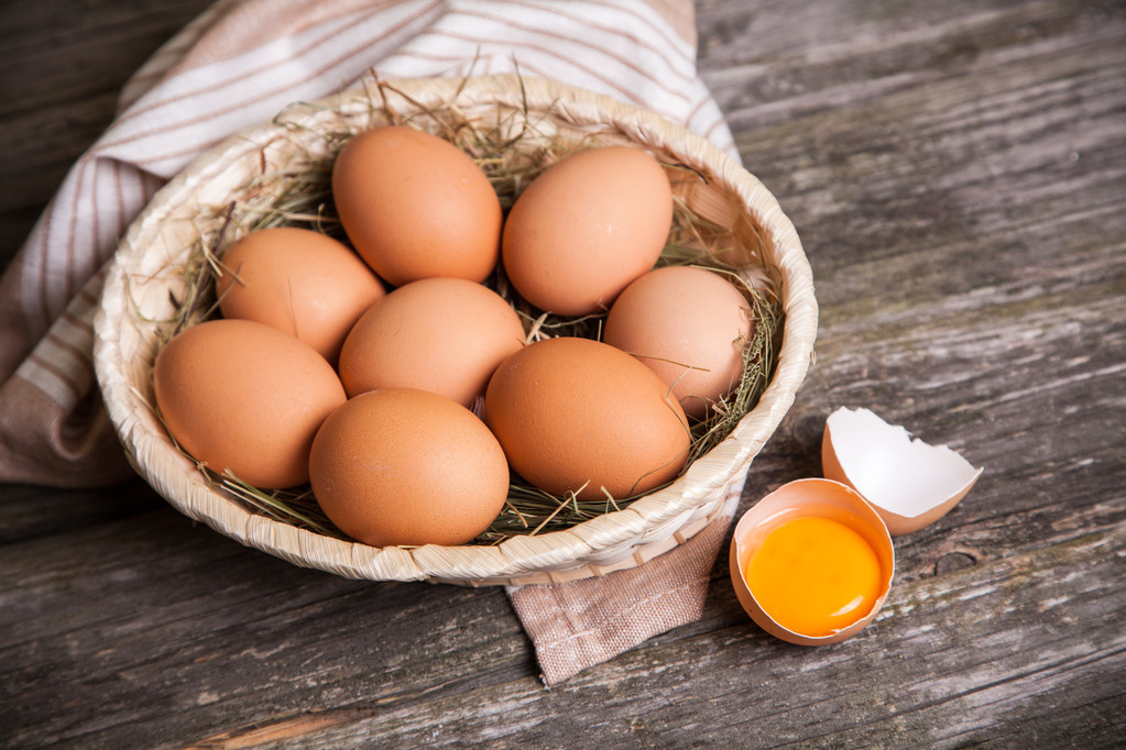 鸡蛋逐步走出季节性淡季 近端原料价格止跌
