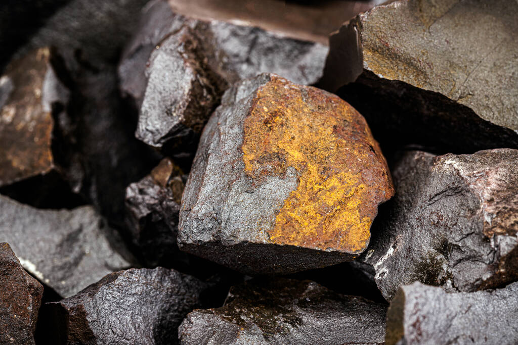 铁矿石价格高位较敏感 中长期供需趋于宽松