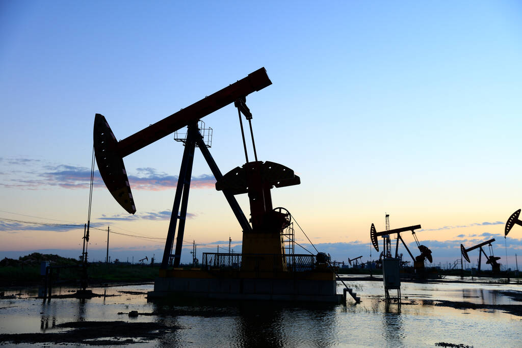 原油主力涨超2% 后市行情该怎么表现？