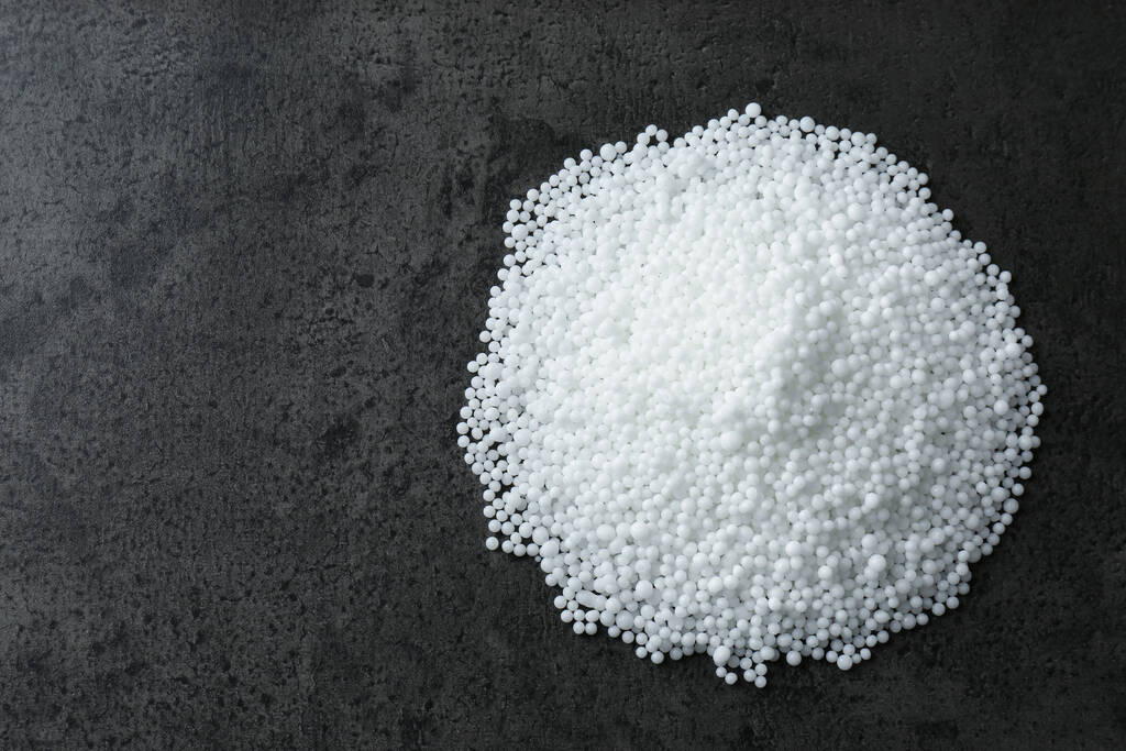库存端压力大幅下降 尿素期货呈现高位震荡局面