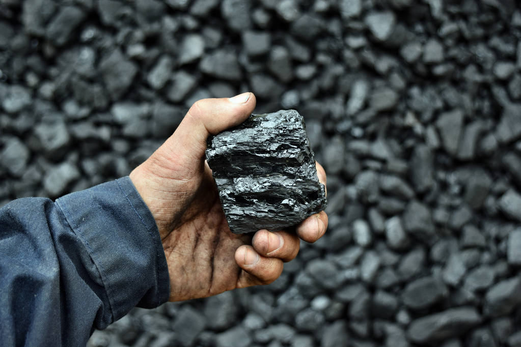 焦炭或将震荡偏弱运行 焦煤供应节奏较为稳定