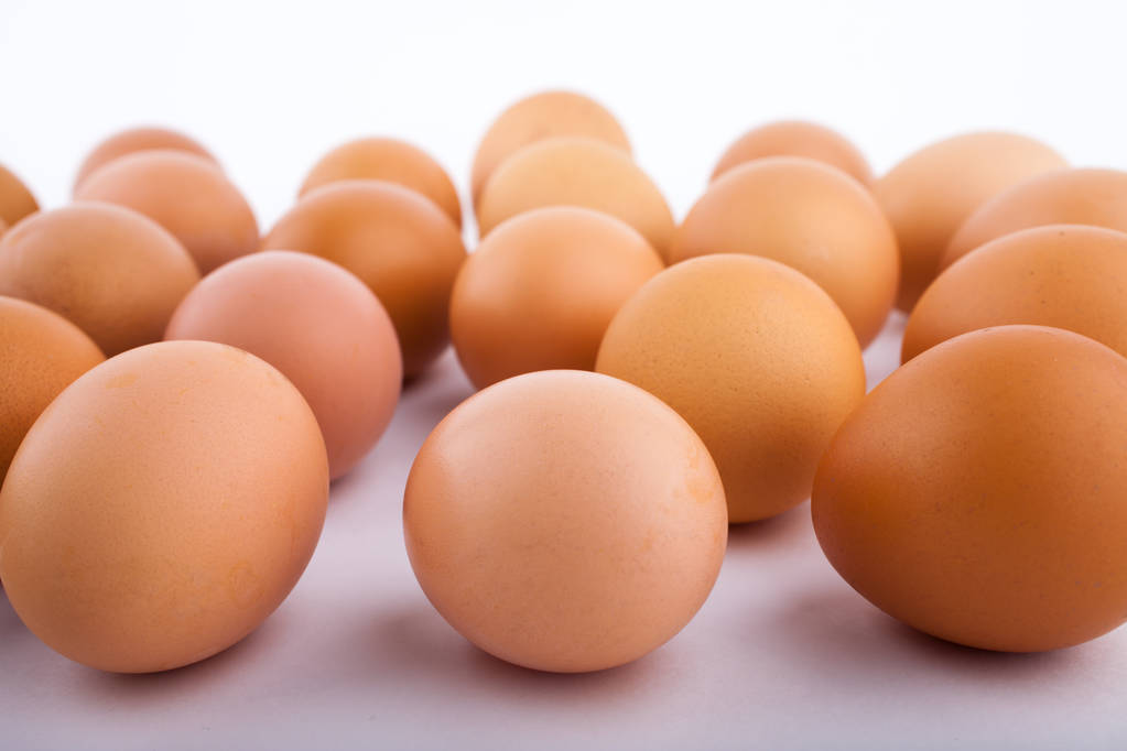鸡蛋供需表现预计双增 现货涨幅拉动期货反弹