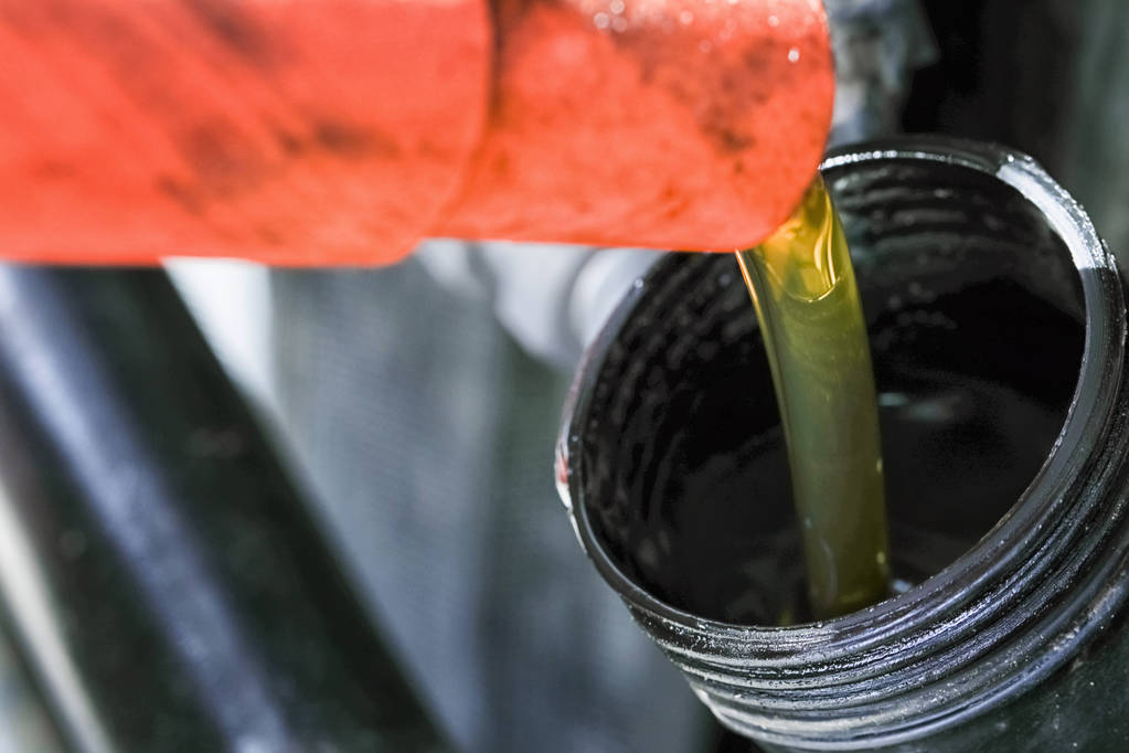 俄罗斯成品油出口受阻 短期燃料油或转入震荡