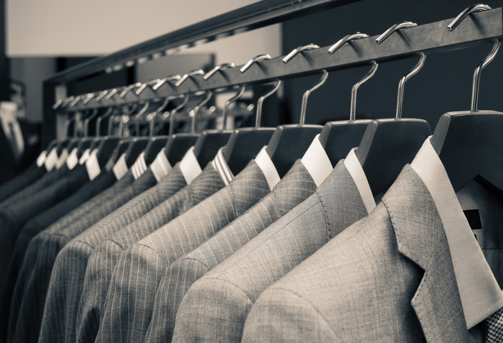 2023年11月22日纺织服装行业报10789.92点 跌幅达0.26%