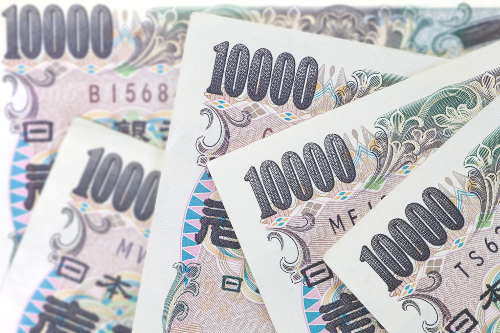 日本央行考虑下调通胀预期 日元走强进一步回升