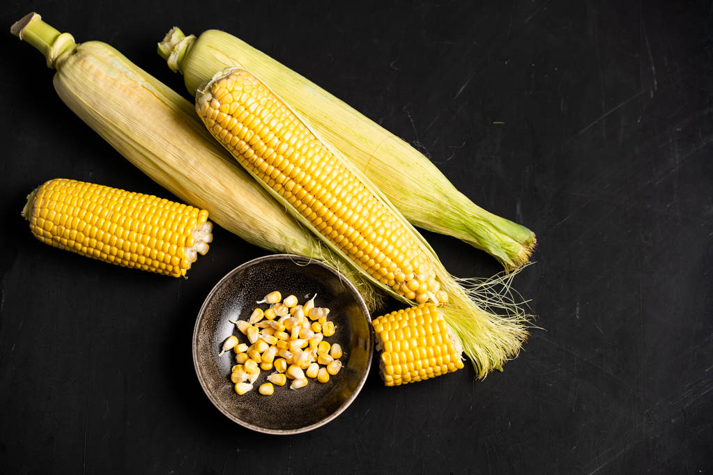 贸易商入库需求增加 玉米市场预计震荡运行