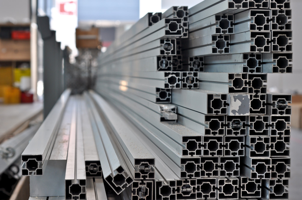 铝短期基本面向好 地产开工疲弱影响后期铝需求