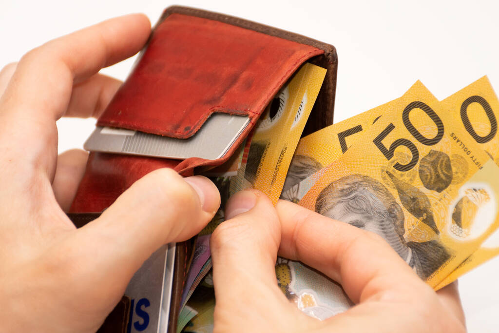 澳元在澳洲联储鹰派中升值 澳元期货继续坚挺