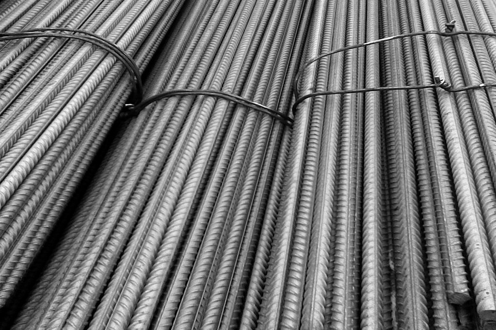 市场需求季节性下滑 螺纹钢短期或震荡偏弱运行