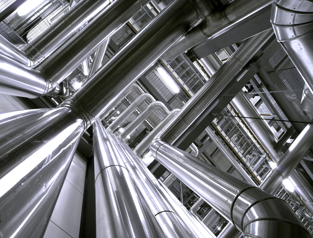 基本面过剩压力不改 沪镍短期或维持震荡偏弱