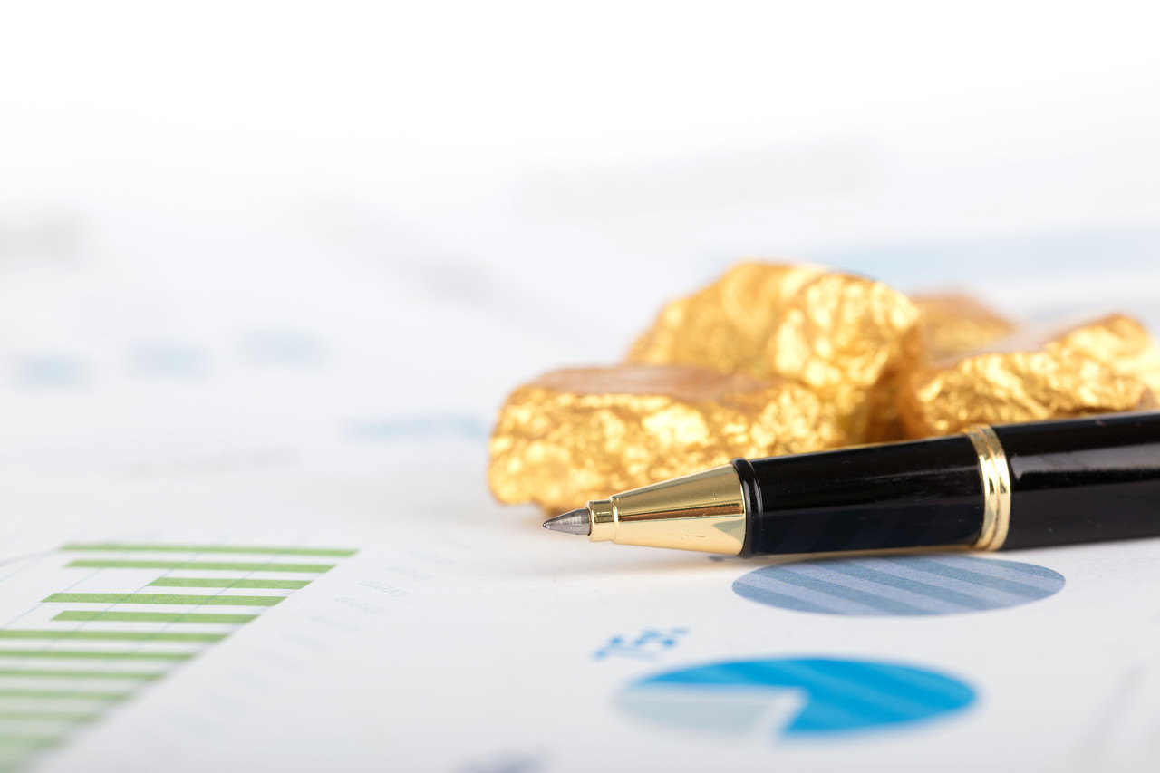 现货黄金在低位徘徊 美联储或会释放鹰派信号