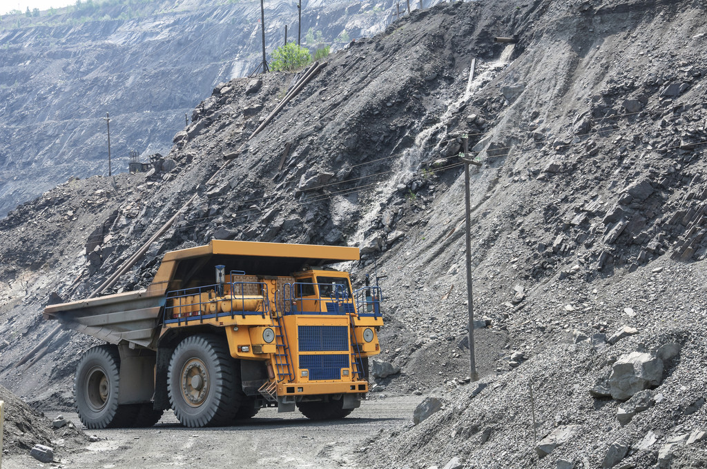 现实需求继续走弱 铁矿石短期或延续震荡走势