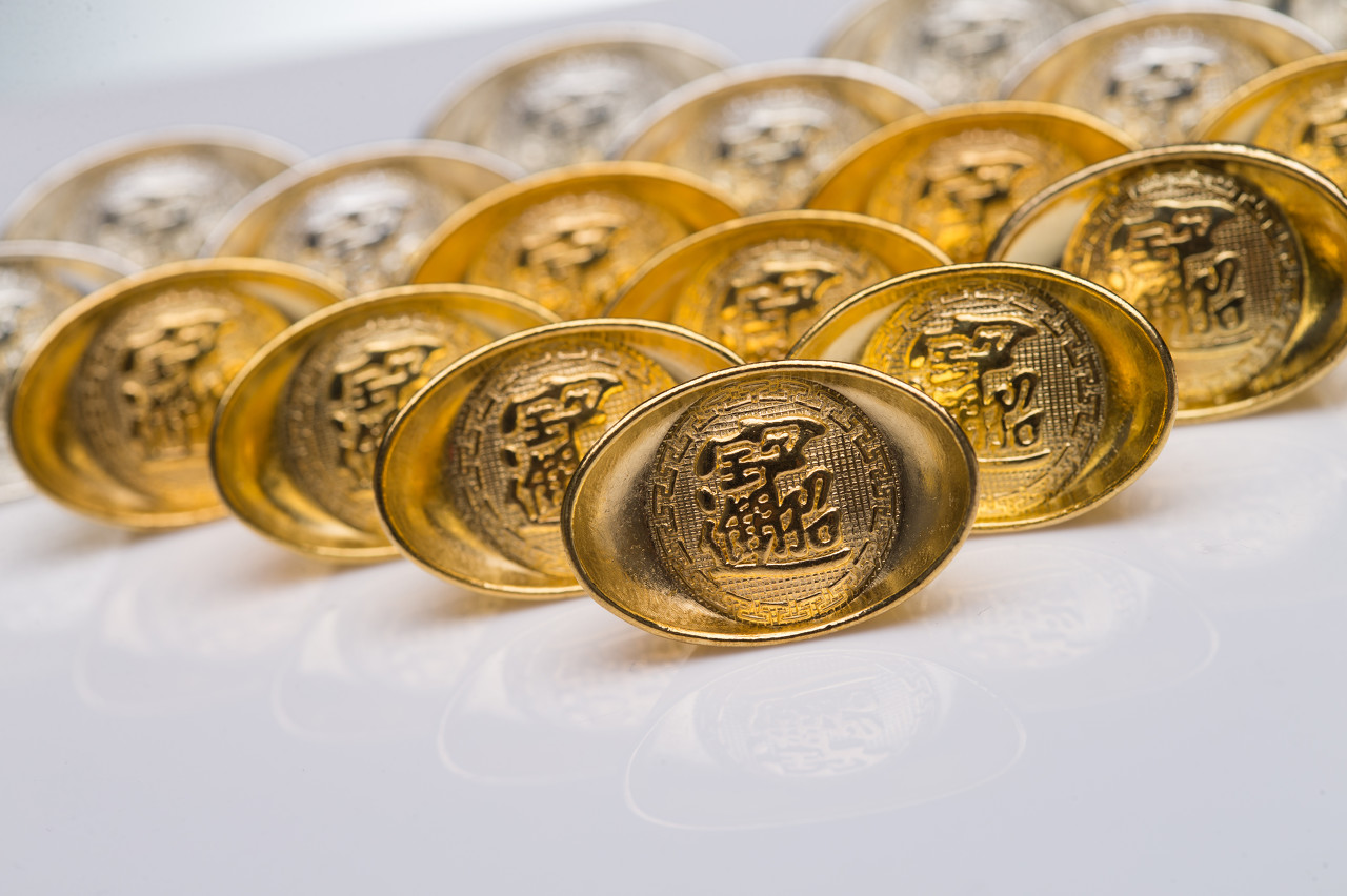 黄金期货沪金拉升 美联储仍倾向今年进一步降息