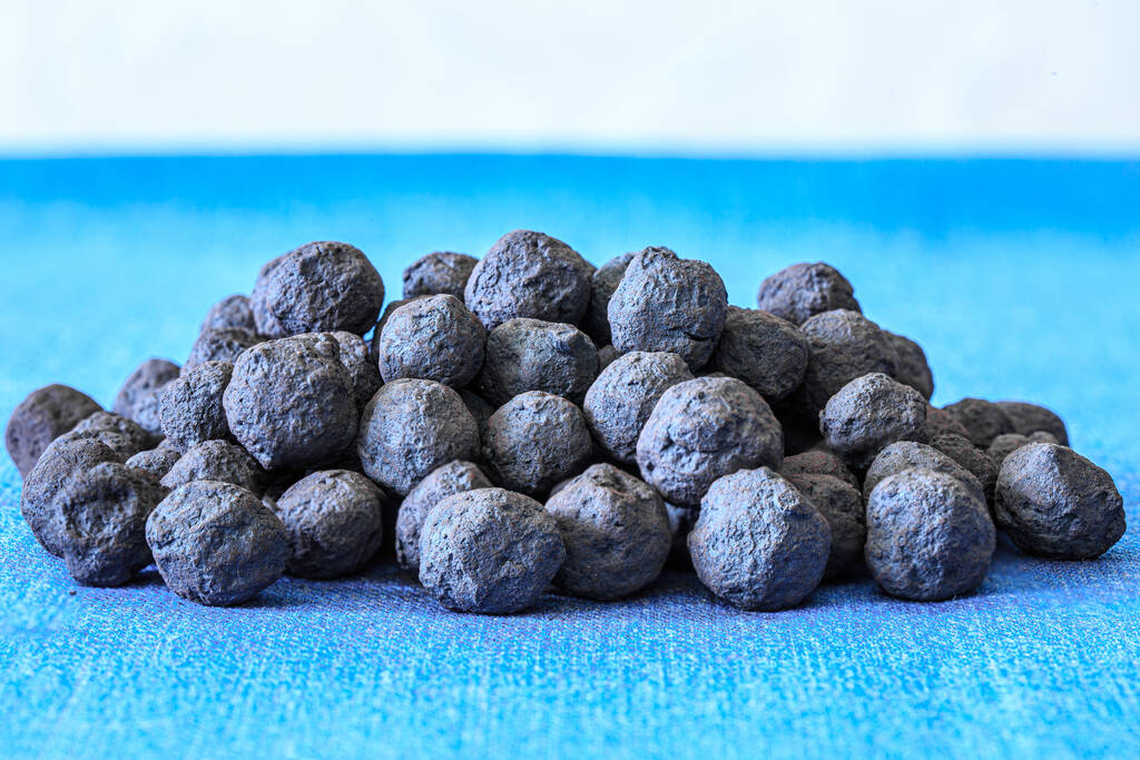 铁水产量持续增长至高位 铁矿石仍维持震荡运行