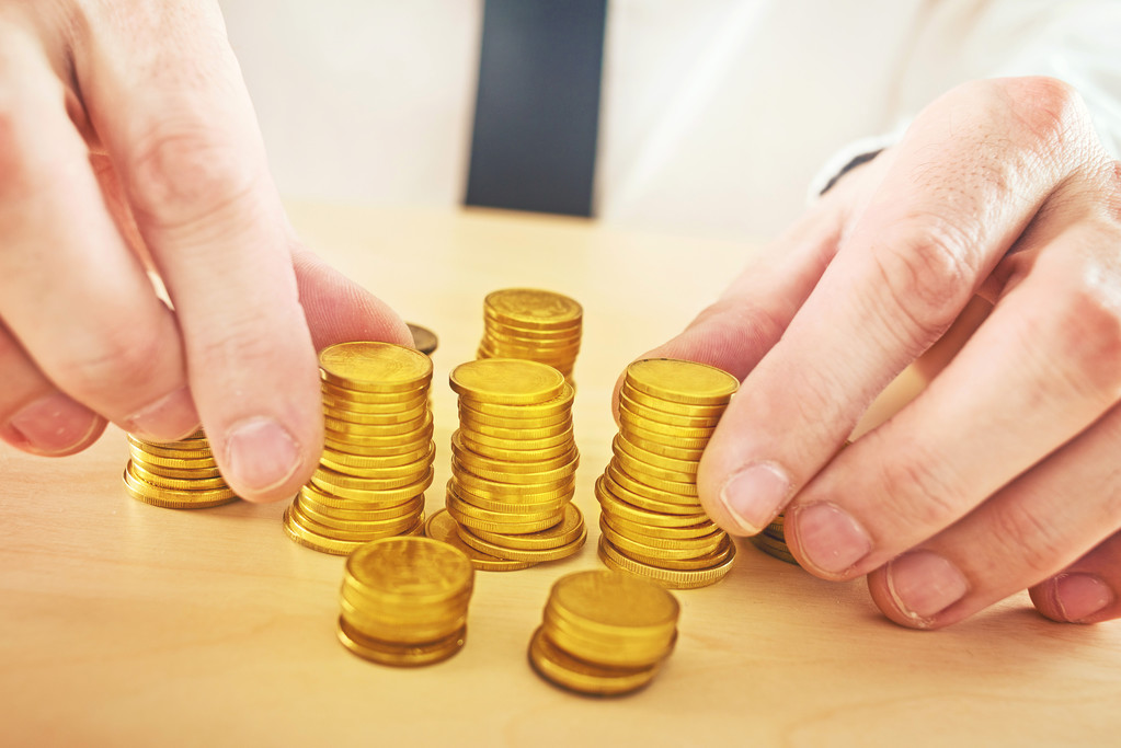 太疯狂了！黄金要涨到1万美金？