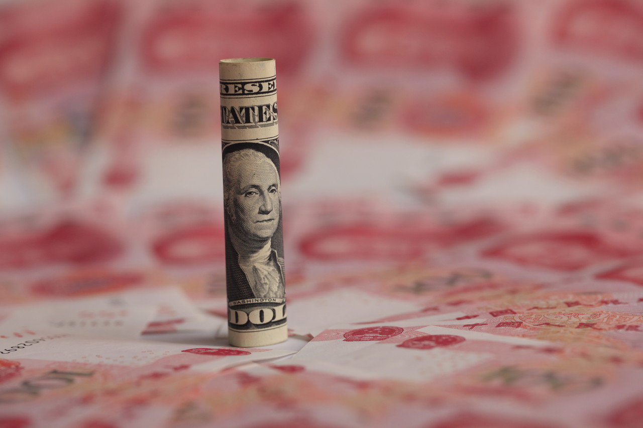 7月25日人民币对美元中间价报7.1419 较前一交易日调贬34个基点