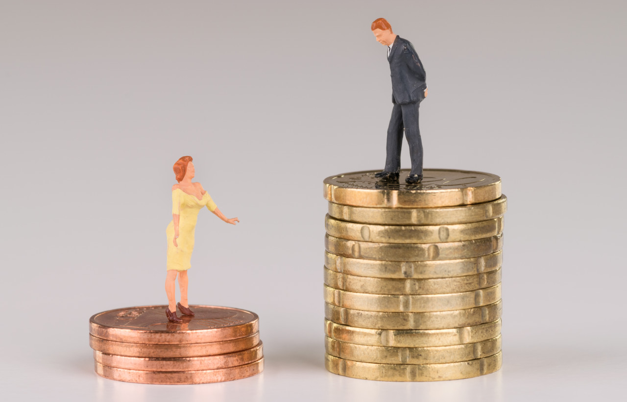 特朗普逼宮鮑威爾降息3% 黃金避險(xiǎn)升溫