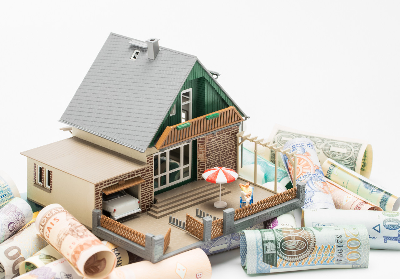 通胀放缓巩固降息预期 加元面临下行压力