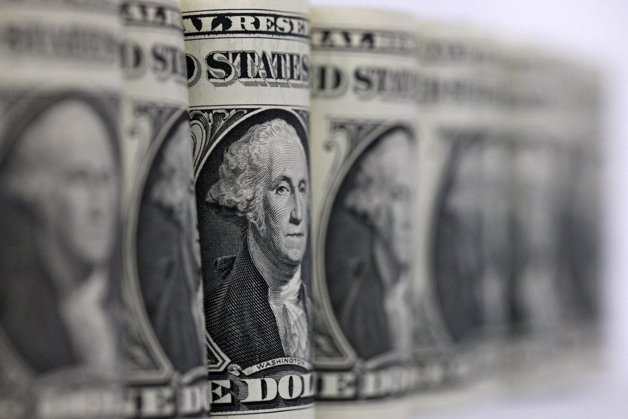 经济陷“数据分裂” 美元指数延续下行