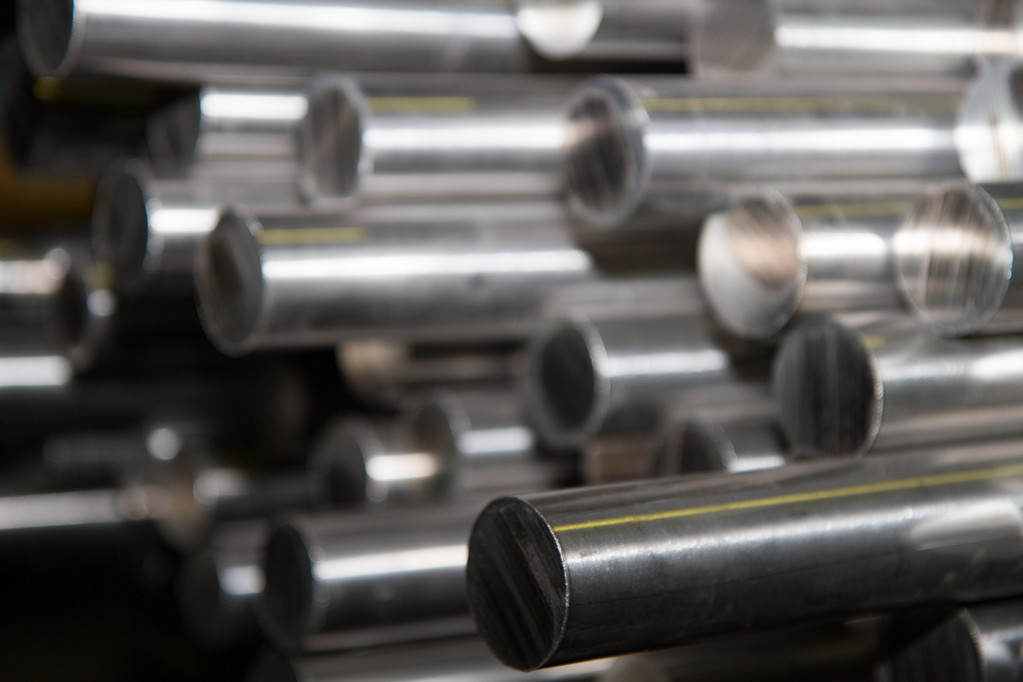 在消费旺季背景下 沪铝短期或将维持高位震荡格局