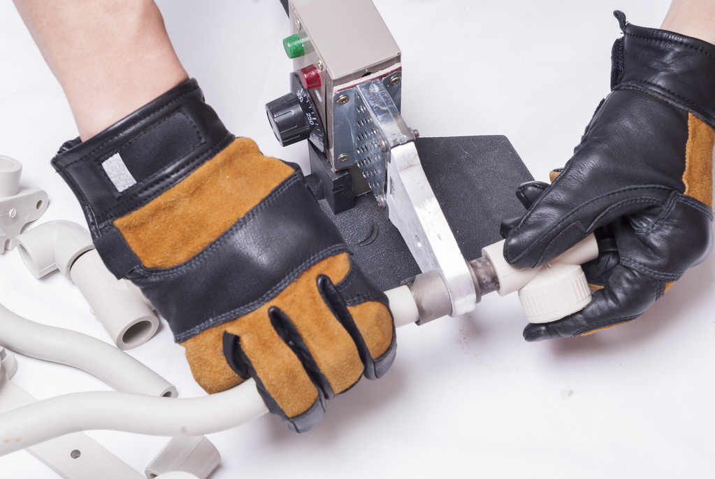 海外需求季节性偏弱 聚丙烯期货价格下跌