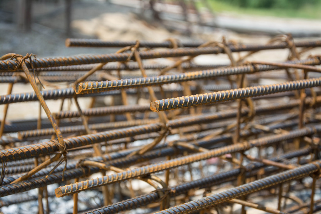 市场处供需双弱局面 预计螺纹钢短期仍窄幅整理运行