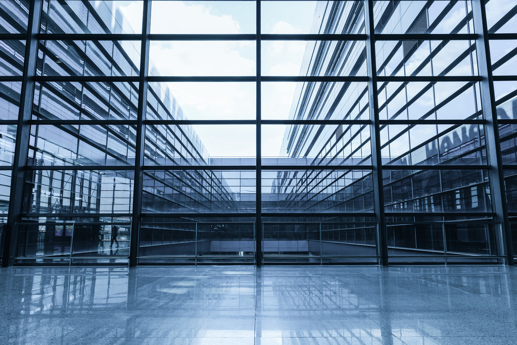 供给端缓慢减量 玻璃期货底部宽幅震荡