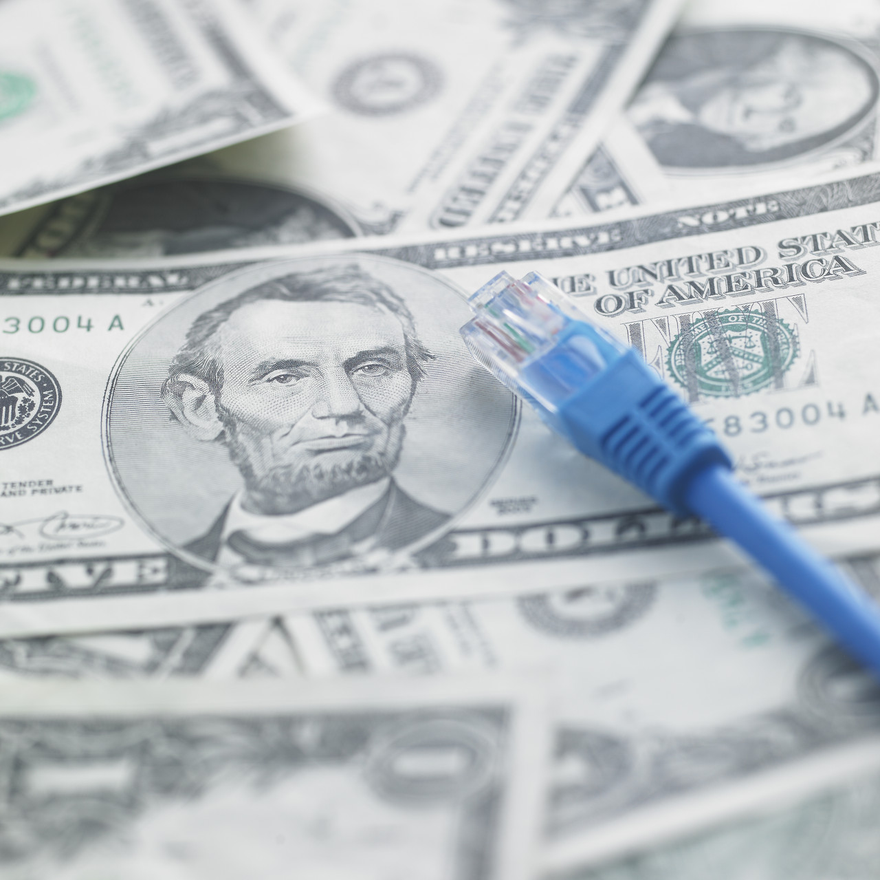 12月10日汇市早评：窄幅震荡待突破 美联储决议集数据搅动市场