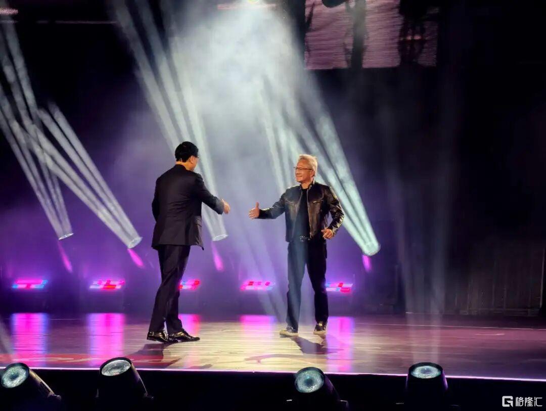 “算力之王”与“计算设备之王”：记一场跨越30年的握手