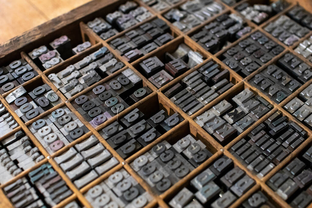 市场终端消费疲软 沪铅短期或震荡承压运行