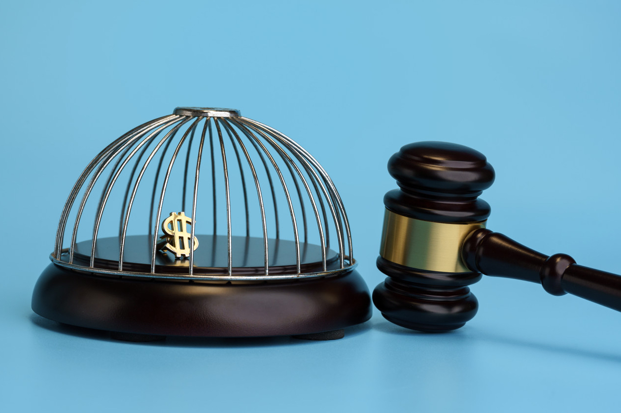 留置6个月后，富森美董事长刘兵回归主持工作，股价应声大涨