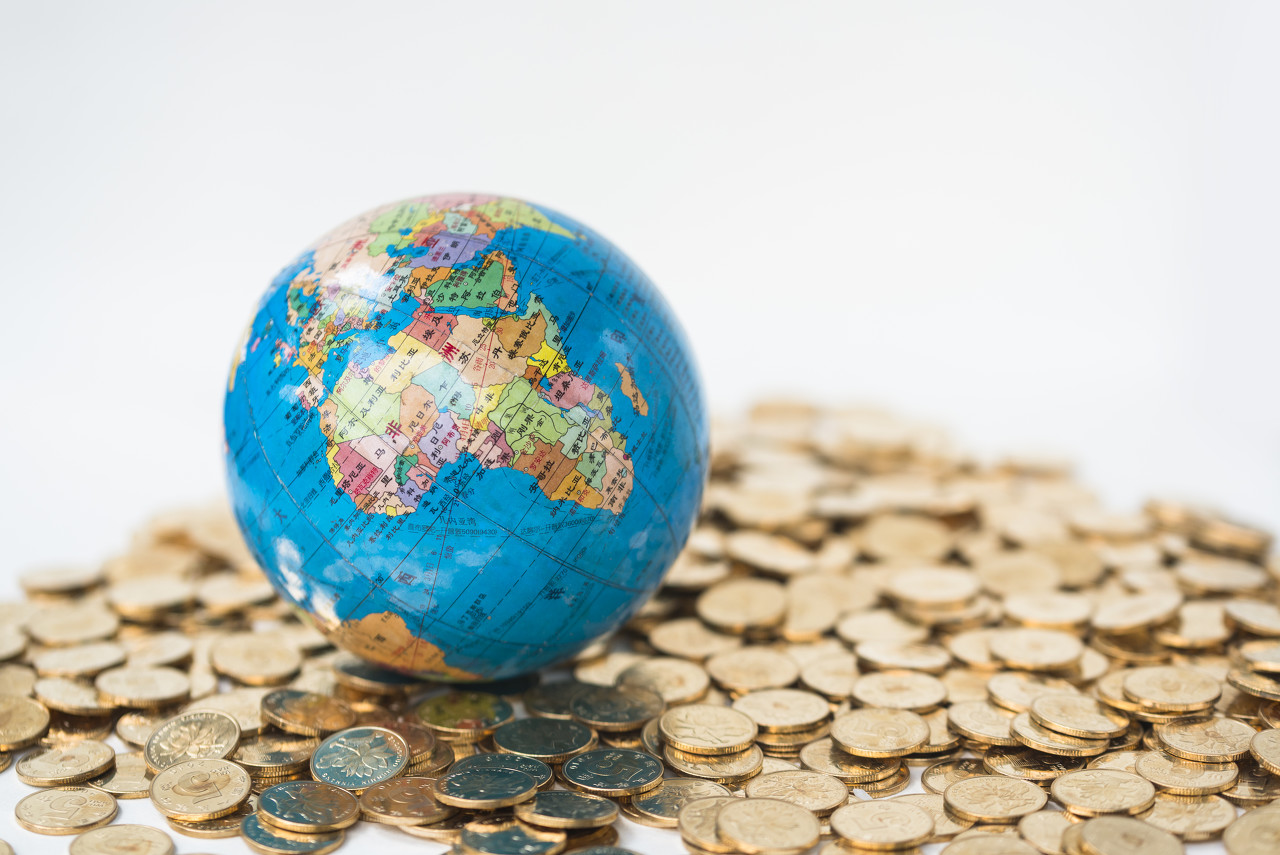 伊朗警“智能化”封锁海峡！ 伦敦金狂飙200美元