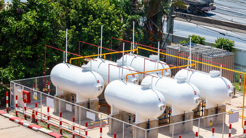 天然气期货价格小幅上涨 津巴布韦与澳大利亚的合作已确认1.3万亿吨的天然气储量