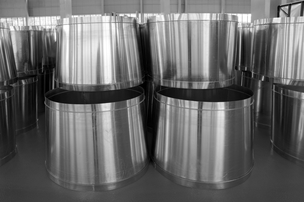 美国金库计划涉及对镍储备库 镍价宽幅震荡调整