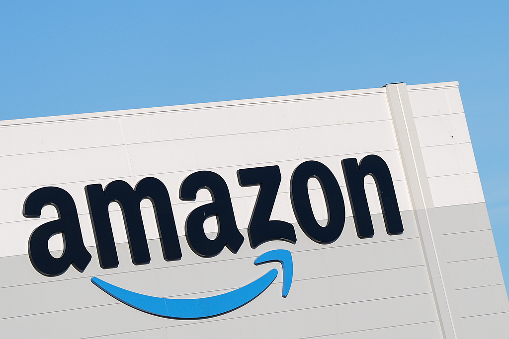 亚马逊开出激进AI账单,2026年资本开支预计将达2000亿美元