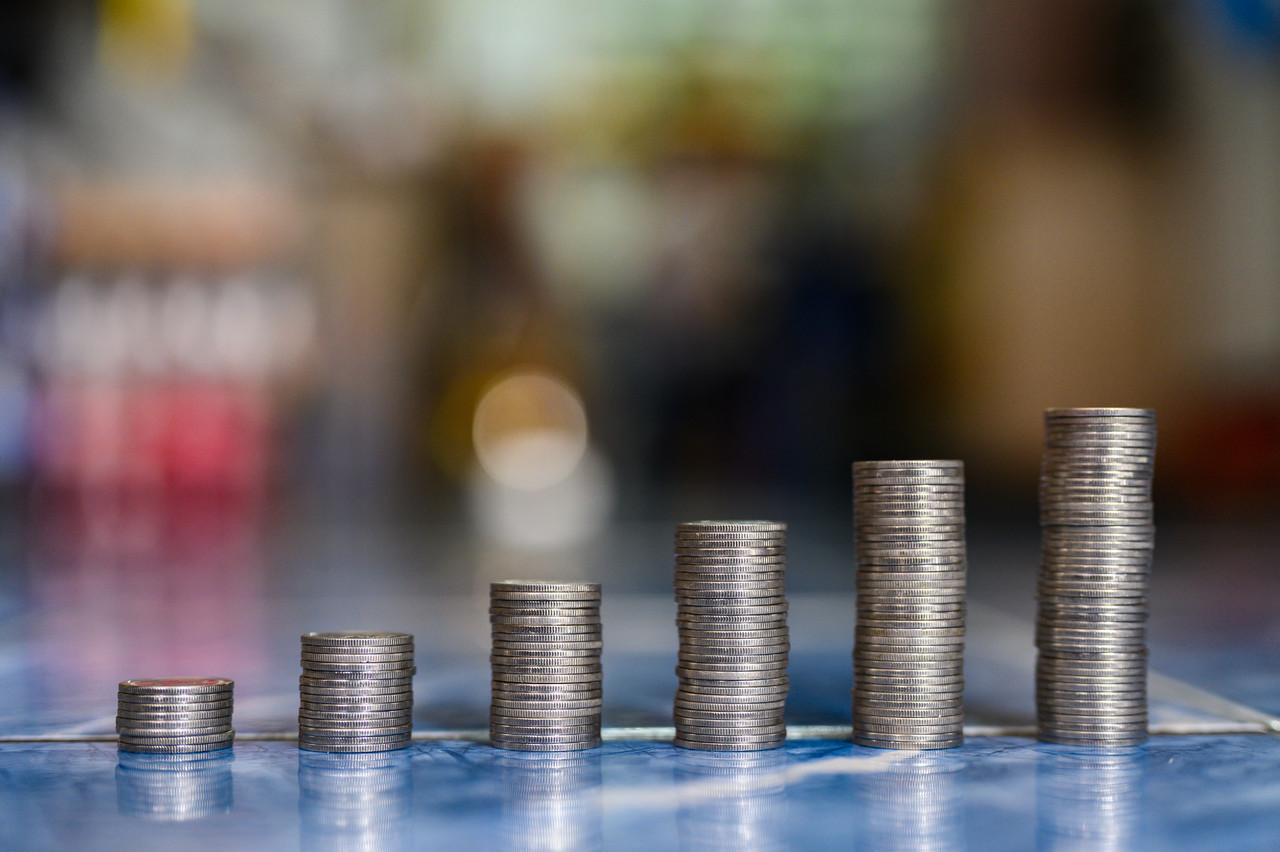 BMO罕见上调牛市剧本  白银却被泼冷水先别碰！