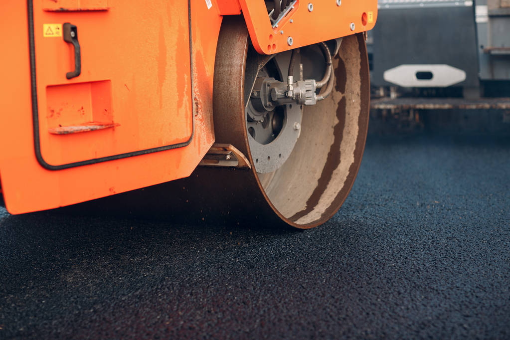 成本支撑走弱加工利润减少 沥青价格走势方向跟随原油